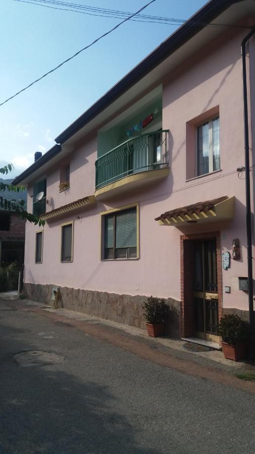 Vacanze A Loceri Exterior photo