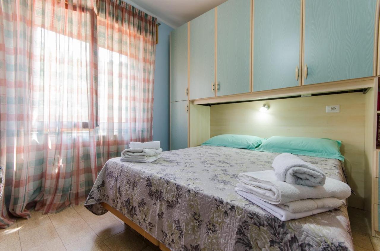 Vacanze A Loceri Exterior photo